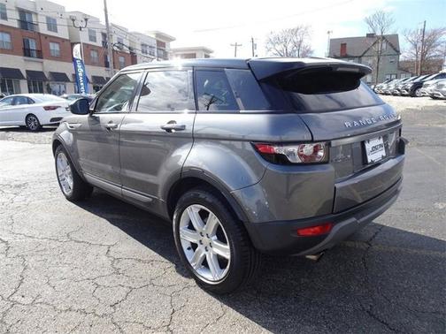 Photo 3 of 22 of 2015 Land Rover Range Rover Evoque Pure Plus