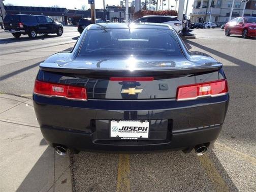 Photo 4 of 20 of 2014 Chevrolet Camaro 2LS