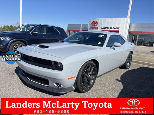 Photo 2 of 30 of 2022 Dodge Challenger GT