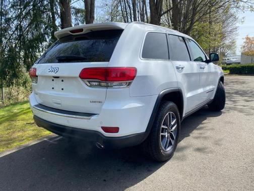 Photo 4 of 25 of 2019 Jeep Grand Cherokee Limited