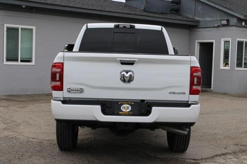 Photo 4 of 46 of 2022 RAM 2500 Longhorn