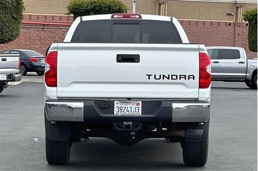 Photo 5 of 32 of 2021 Toyota Tundra SR5