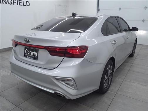 Photo 4 of 26 of 2019 Kia Forte LXS