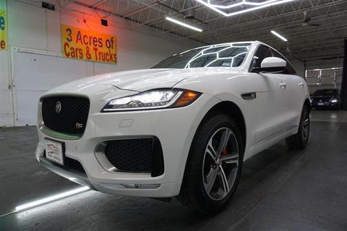 Photo 5 of 51 of 2020 Jaguar F-PACE S