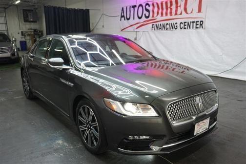 Photo 2 of 48 of 2019 Lincoln Continental Reserve