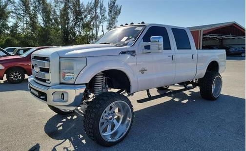 Photo 1 of 5 of 2015 Ford F-250 Lariat