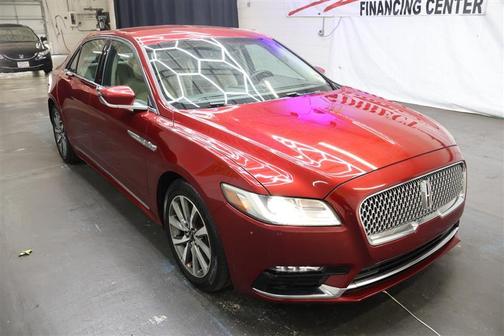 Photo 2 of 42 of 2017 Lincoln Continental Premier