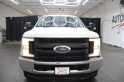Photo 3 of 43 of 2018 Ford F-250 XL