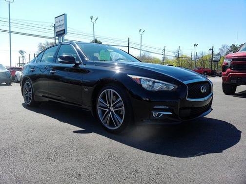 Photo 1 of 28 of 2016 INFINITI Q50 3.0T Premium