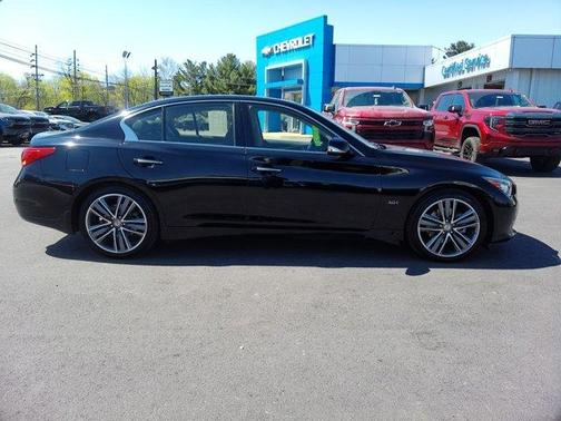 Photo 3 of 28 of 2016 INFINITI Q50 3.0T Premium