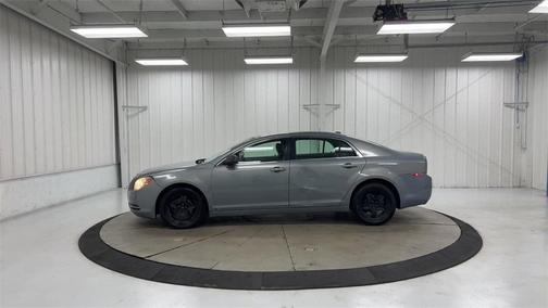 Photo 5 of 35 of 2009 Chevrolet Malibu LS Fleet