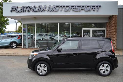 Photo 1 of 36 of 2014 Kia Soul Base