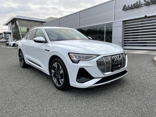 Photo 1 of 56 of 2022 Audi e-tron Sportback S line Prestige