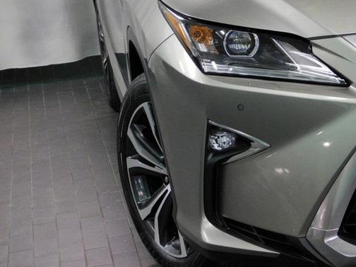 Photo 4 of 45 of 2019 Lexus RX 350 350