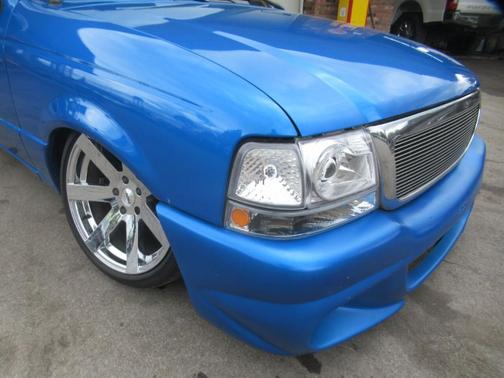 Photo 4 of 35 of 1999 Ford Ranger XLT