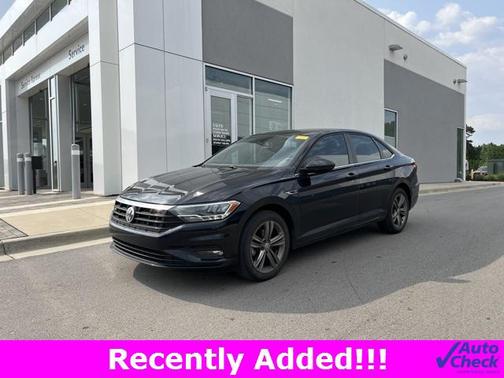 Photo 1 of 11 of 2019 Volkswagen Jetta 1.4T R-Line