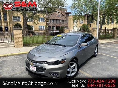 Photo 1 of 37 of 2018 Chevrolet Malibu LT