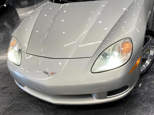 Photo 3 of 54 of 2007 Chevrolet Corvette Indy Pace Car Edition