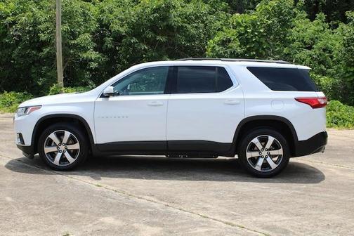 Photo 3 of 41 of 2019 Chevrolet Traverse LT Leather