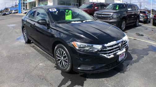 Photo 2 of 21 of 2021 Volkswagen Jetta 1.4T S