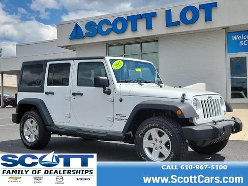Photo 1 of 28 of 2015 Jeep Wrangler Unlimited Sport