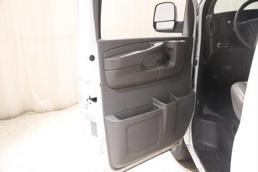 Photo 4 of 19 of 2014 Chevrolet Express 1500 Work Van