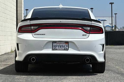 Photo 5 of 38 of 2020 Dodge Charger GT