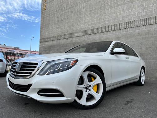 Photo 1 of 19 of 2017 Mercedes-Benz S-Class S 550