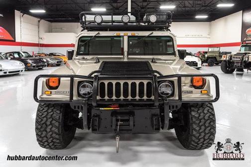 Photo 3 of 32 of 2004 Hummer H1 Wagon