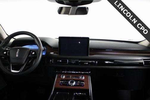 Photo 4 of 23 of 2022 Lincoln Aviator Reserve AWD