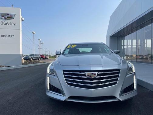 Photo 2 of 38 of 2019 Cadillac CTS 2.0L Turbo Luxury