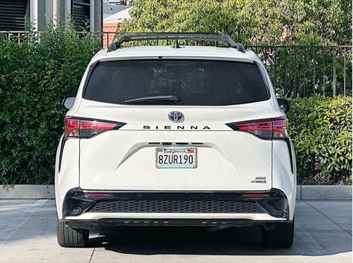 Photo 5 of 17 of 2021 Toyota Sienna XSE 7 Passenger
