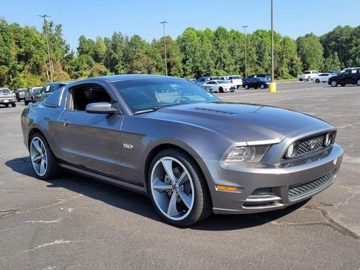 Photo 1 of 21 of 2014 Ford Mustang GT