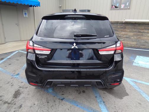 Photo 5 of 19 of 2020 Mitsubishi Outlander Sport