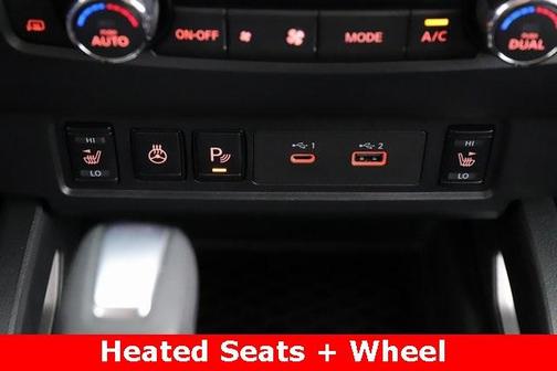 Photo 4 of 30 of 2022 Nissan Frontier SV