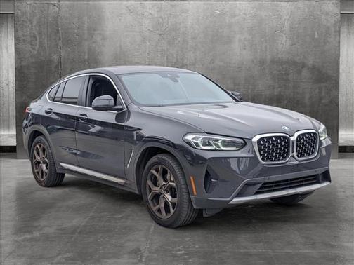 Photo 3 of 19 of 2022 BMW X4 xDrive30i