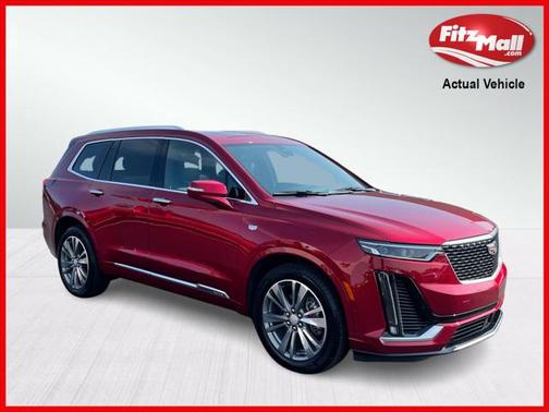 Photo 1 of 34 of 2021 Cadillac XT6 Premium Luxury AWD