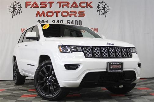 Photo 3 of 45 of 2018 Jeep Grand Cherokee Laredo
