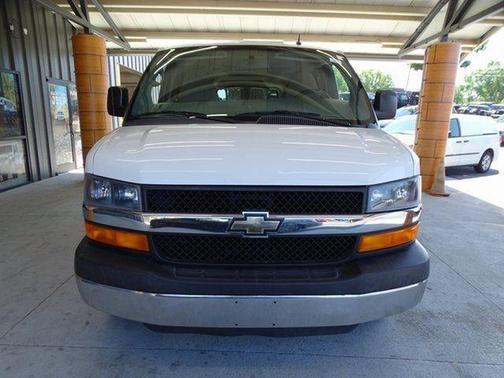 Photo 2 of 28 of 2014 Chevrolet Express 3500 LT