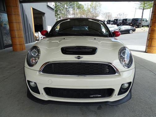 Photo 2 of 31 of 2012 MINI Cooper John Cooper Works