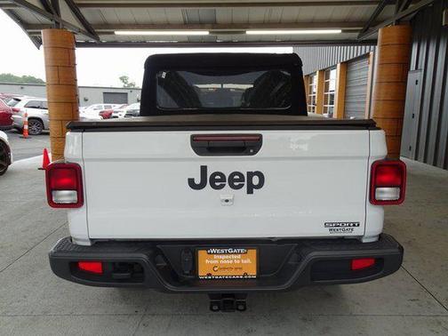 Photo 4 of 38 of 2020 Jeep Gladiator Sport
