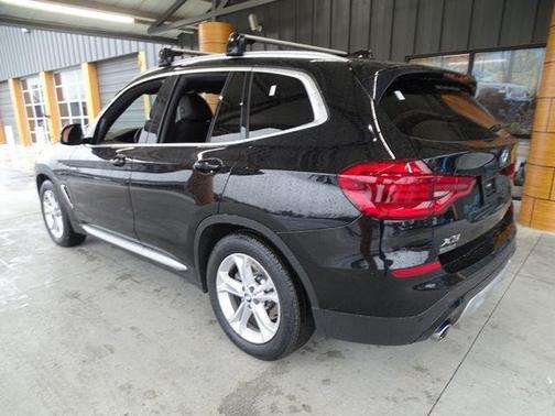 Photo 3 of 37 of 2020 BMW X3 PHEV xDrive30e