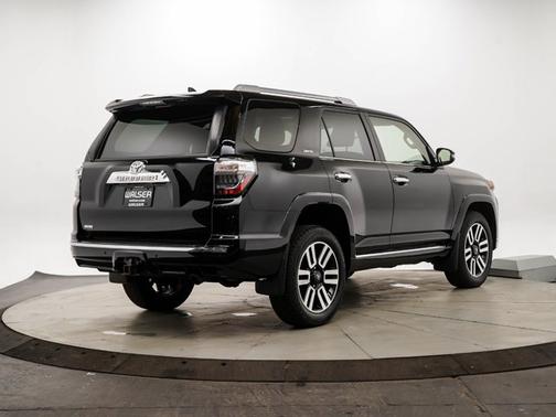 Photo 5 of 31 of 2022 Toyota 4Runner Limited