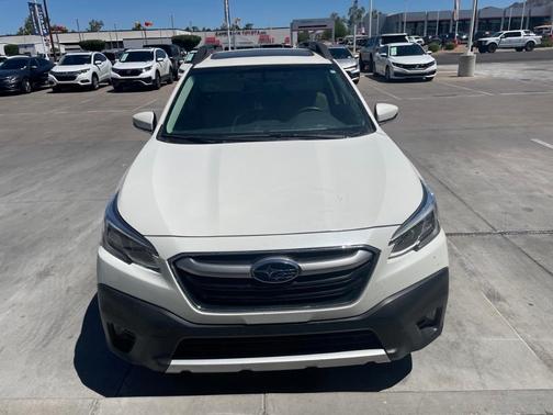 Photo 4 of 5 of 2021 Subaru Outback Limited