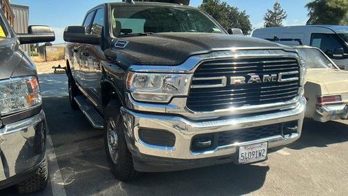 Photo 1 of 1 of 2020 RAM 2500 Big Horn Crew Cab 4X4 6'4' Box