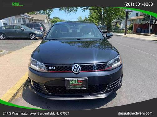 Photo 2 of 45 of 2015 Volkswagen Jetta 2.0T GLI SEL