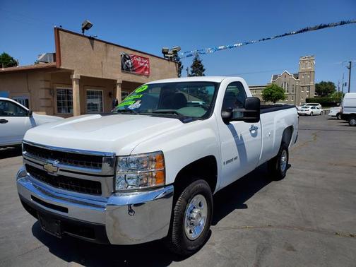 Photo 2 of 13 of 2009 Chevrolet Silverado 2500 Work Truck