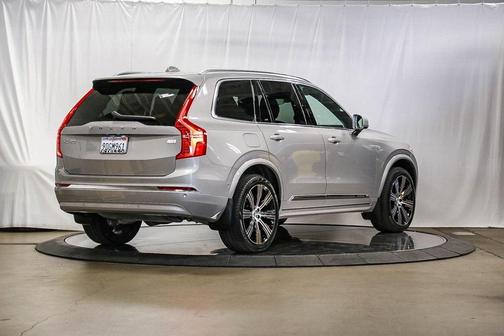 Photo 4 of 28 of 2023 Volvo XC90 Recharge Plug-In Hybrid T8 Ultimate Bright Theme 7-Seater