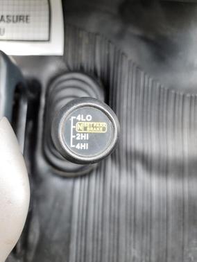 Photo 2 of 29 of 2010 Chevrolet Express 2500 Cargo