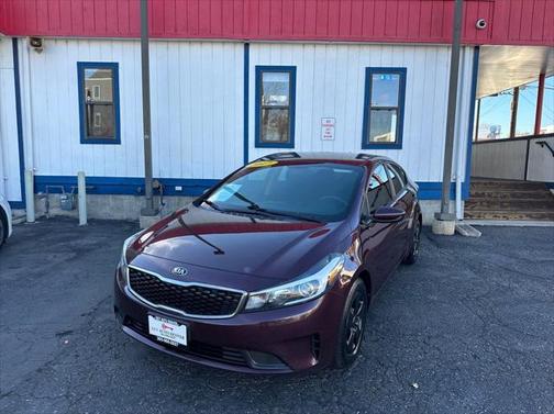Photo 1 of 23 of 2017 Kia Forte LX